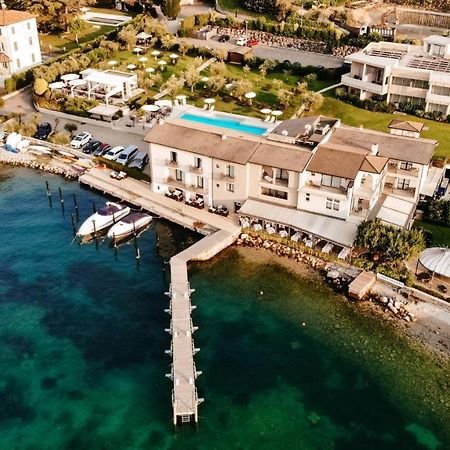 Bella Hotel & Restaurant With Private Dock For Mooring Boats San Felice del Benaco Exterior foto